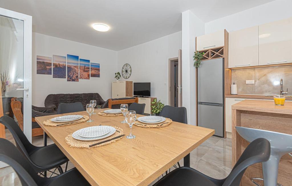 Holiday Home Gveric Vodice Exteriör bild