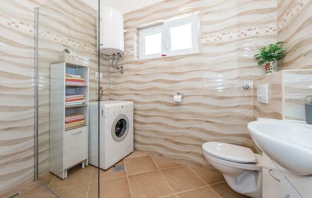 Holiday Home Gveric Vodice Exteriör bild